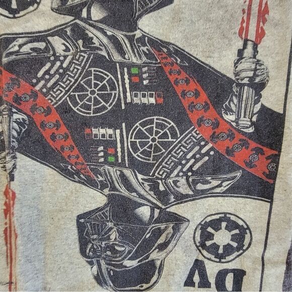 Star Wars T-Shirt DV Playing Card Darth Vader Small Mens Gray Shirt Fifth Sun - Picture 10 of 15